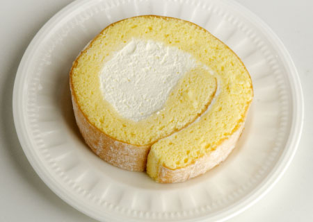 地大豆の豆乳クリームロールケーキ